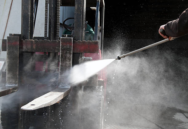 Best Sidewalk Pressure Washing  in Gahanna, OH